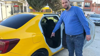 bursali taksici yasli ciftin aracta unuttugu 5500 euroyu teslim etti c4f7d6669632 |