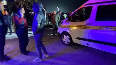 canakkalede eski kari koca silahla vurularak olduruldu 2c0382fe01a8 |