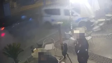 cesmede otomobilin polis aracina carptigi anlar kameraya yansidi 498690cf72eb |