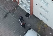 Esenyurt’ta uyuşturucu satışı yapan şahıslar suçüstü yakalandı 72 esenyurtta uyusturucu satisi yapan sahislar sucustu yakalandi ba54d18989a3 |