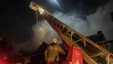 Esenyurt’ta villanın çatı katındaki yangın bitişiğindeki eve sıçradı 6 esenyurtta villanin cati katindaki yangin bitisigindeki eve sicradi f96e7ef61aa5 |