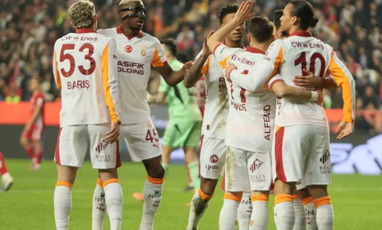 Galatasaray, ligde deplasmanda 2 maç sonra kazandı 1 galatasaray ligde deplasmanda 2 mac sonra kazandi 26a12cd18537 |