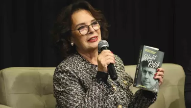 hulya kocyigit berrin menderesi canlandirmak icimde ukde kaldi 95e323d74f54 |