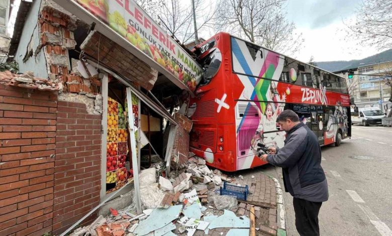 imdat freni bosalan ogrenci otobusu manava daldi 9fc212112528 |