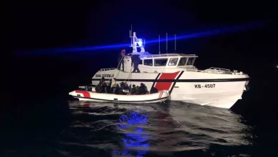 izmirde 24 saatte 99 gocmen 3 kacakci yakalandi 91611b0112f6 |