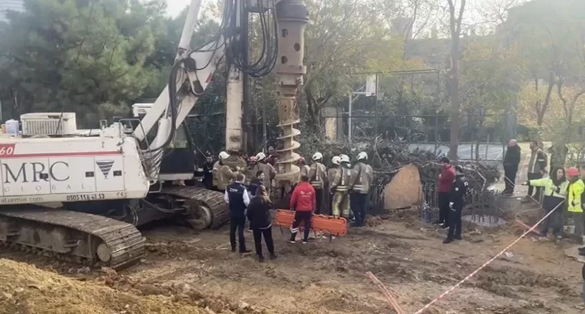 kadikoyde insaat santiyesinde isci cukura duserek yaralandi 990b85650613 |