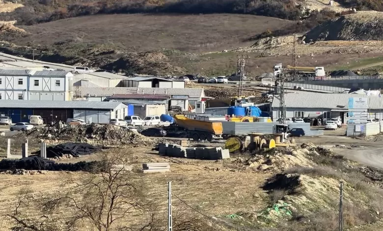 kamyon soforu gazoz sisesindeki antifrizi icmesi sonucu agir yaralandi 4c31fbe8e689 |