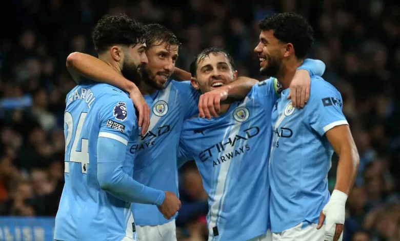 manchester city sunderlandi farkli maglup etti 5b1c0f7fb8f4 |