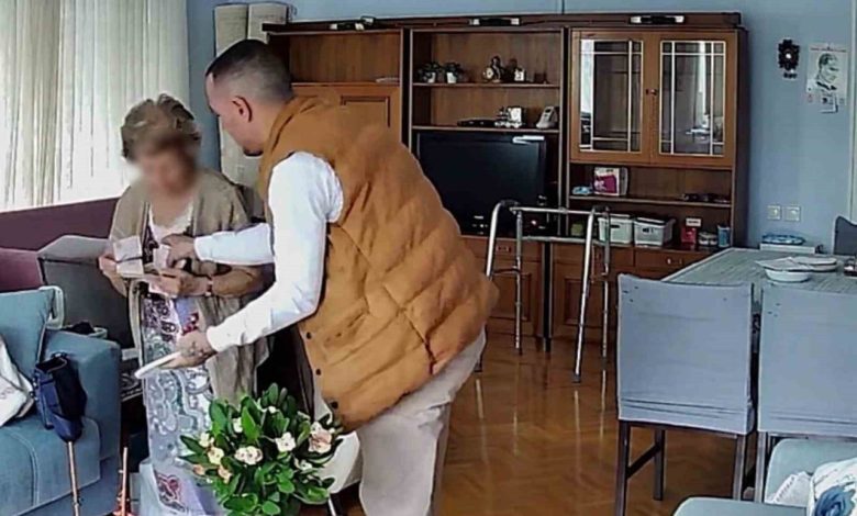 manda yogurdu satma bahanesiyle yaslilari tirnakcilikla dolandirdi f51a96338de2 |