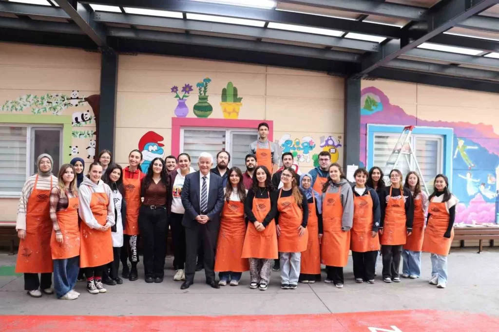 masal kahramanlariyla minik hastalara moral 9ebc7e9af7b8 |