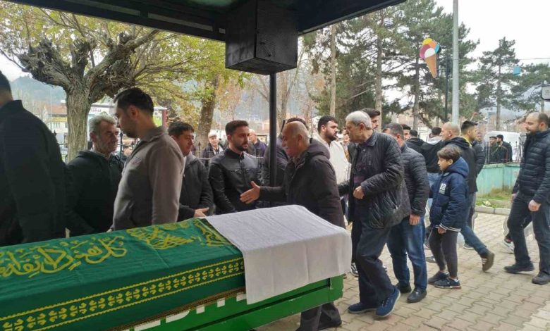 Motosiklet kazasında hayatını kaybeden genç son yolculuğuna uğurlandı 1 motosiklet kazasinda hayatini kaybeden genc son yolculuguna ugurlandi ac85159aa0eb |