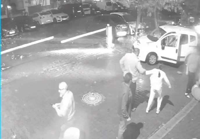 pendikte alkollu surucu dehseti yasayan arac sahibi 32 promil alkollu cikmis 7 araca birden hasar verdi 8b34dec3579e |