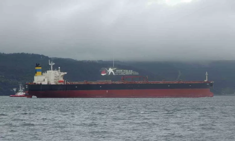 akdenizde iha ile vurulan bozcaadada firtina nedeniyle karaya oturan tanker bakim icin yalovaya goturuluyor 9d116a9f8cd0 |