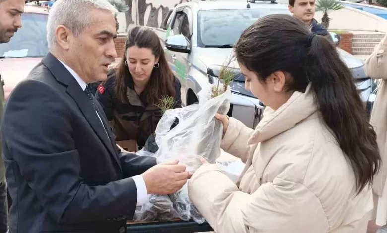 aliagada orman sehitleri anildi 31c0bfbfe251 |