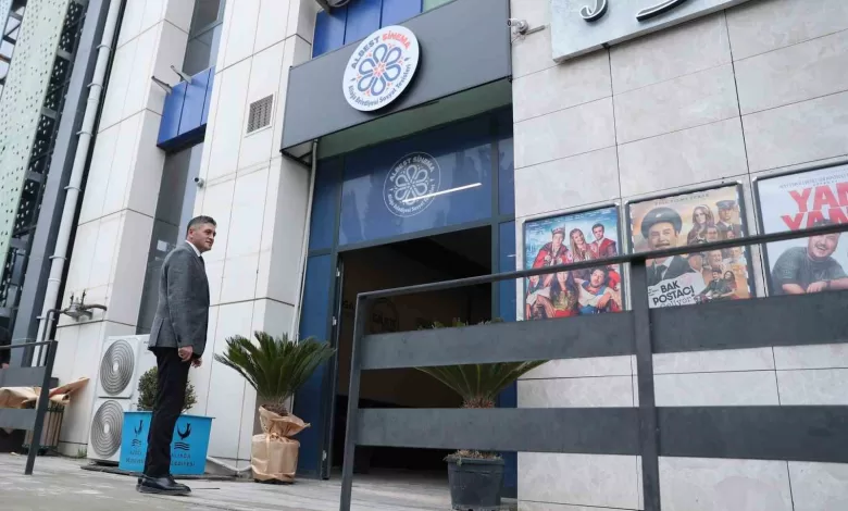 aliagada sinema keyfi yeniden basliyor 6dd2f5891a81 |