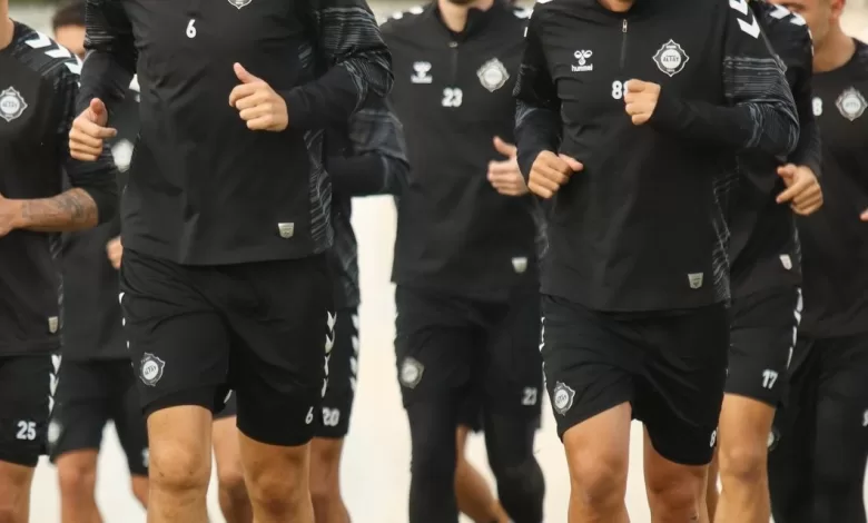 altayda ceyhun gulselam ve ozgur ozkaya fesih hakkini kullanmadi 2ae70710f42c |