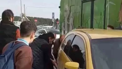 arnavutkoyde ilginc anlar otobuse yol vermek icin araci elleriyle kaldirdilar 12ec3f3604ad |