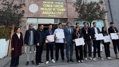 ayvalikli sef adayi ogrenciler istanbuldan 15 madalya ile dondu 469f15c2def2 |