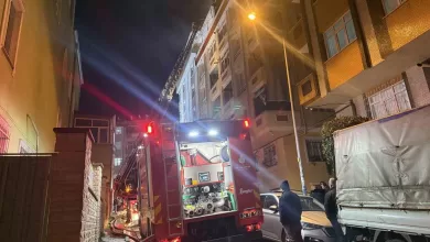 bahcelievlerde cati yanginindaki alevler yan binaya sicradi dc11a1c8f2ac |