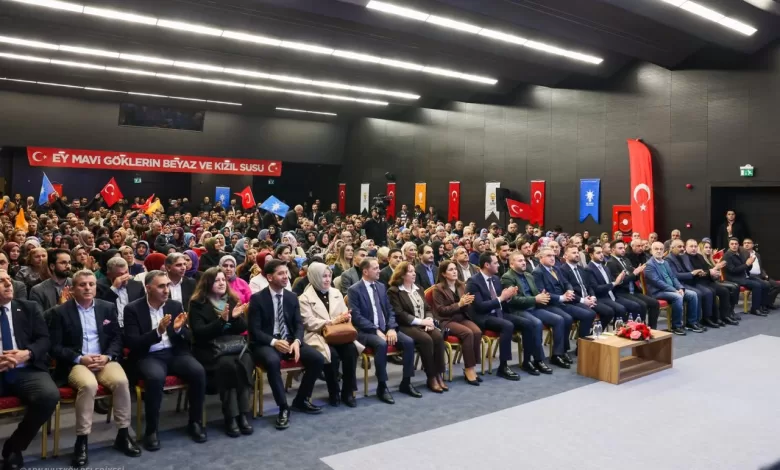 bakan bak arnavutkoyde spor altyapisinin guclendirilmesine yonelik calismalar devam edecek ab14e5979f98 |