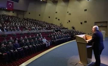 bakan guler hicbir teror orgutunun bolgede kok salmasina musaade etmeyecegimizi bir kez daha hatirlatmak istiyorum c4ad90852c89 |