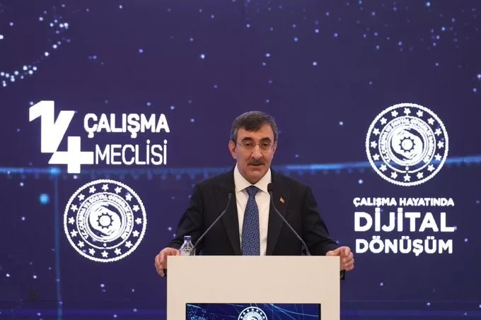 Bakan Işıkhan: "Dijitalleşmeyi daha nitelikli işlerin oluşturulması için büyük bir fırsat olarak görmeliyiz" 1 bakan isikhan dijitallesmeyi daha nitelikli islerin olusturulmasi icin buyuk bir firsat olarak gormeliyiz 08b3bbe4685a |