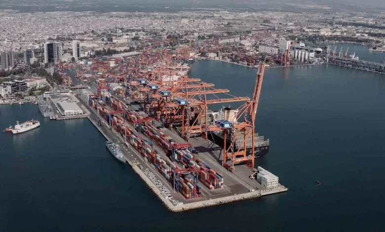 bakan uraloglu aralik ayinda 498 milyon ton yuk elleclendi ca9ba539ce3f |