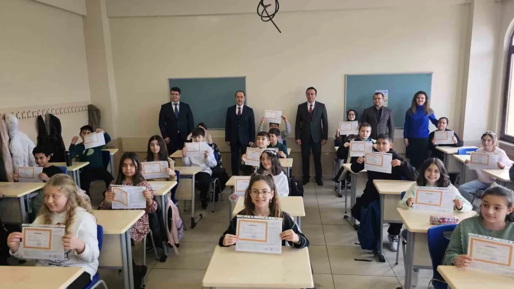 bandirmada 28 bin ogrenci yariyil tatiline girdi e1d8efa5fb85 |