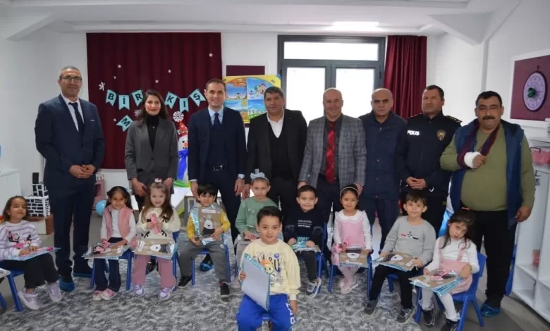 bayindirda 6 bin 194 ogrencinin yariyil tatili sevinci fc03b7a80ad8 |