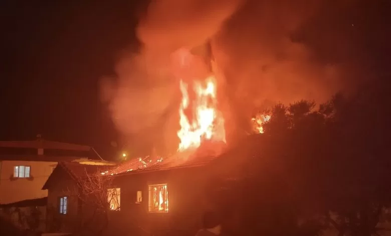 bayindirdaki yanginda agir yaralanan adam hayatini kaybetti a5a58d85b188 |