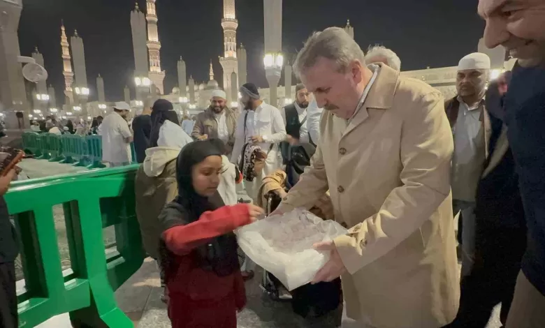 bbp genel baskani destici mescid i nebevide vatandaslarla bulustu d3939718ee80 |