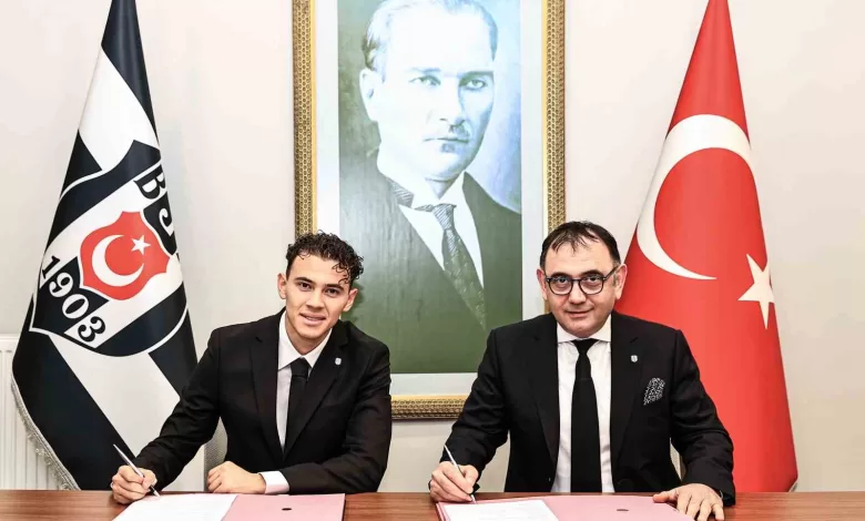 besiktas kristjan asllaniyi kadrosuna katti 545c77e0f2b5 |