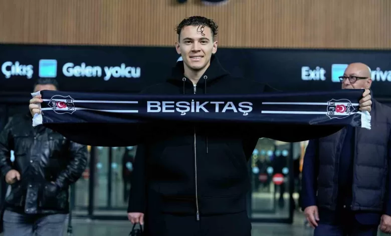 besiktasin yeni transferi kristjan asllani istanbula geldi 331527bb7f95 |