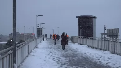 beylikduzu metrobust ust gecidi karla kaplandi af177bed18f8 |