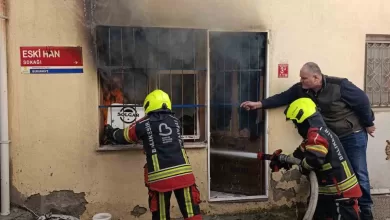 burhaniye de baharatci dukkani yandi a0b5eb64f380 |