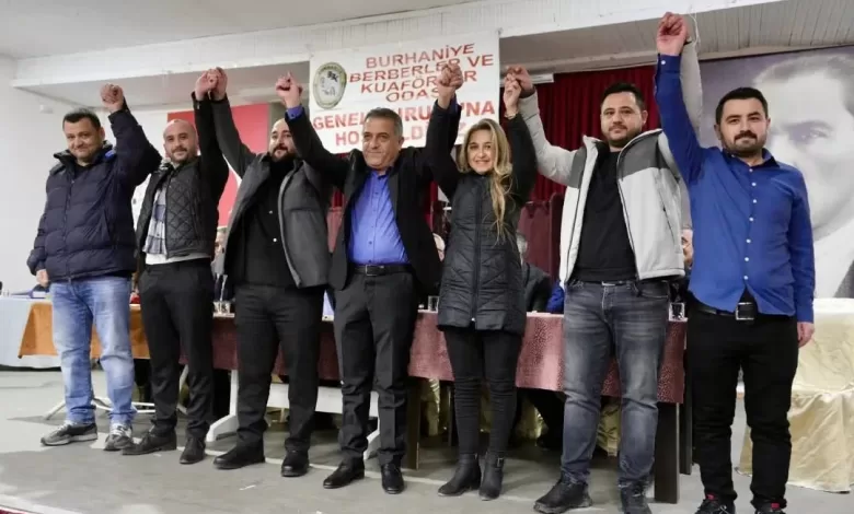 Burhaniye’ de Berberler ve Kuaförler Odası seçimi yapıldı 1 burhaniye de berberler ve kuaforler odasi secimi yapildi 63f07cc53053 |