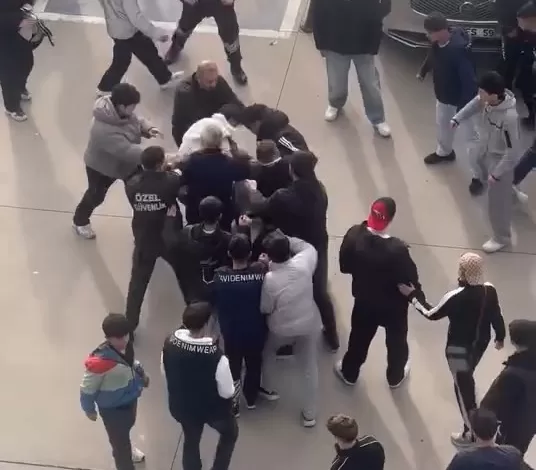 bursada gencler birbirine girdi 761b50fa49f7 |