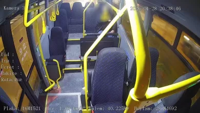 bursada halk otobusunde zamanla yariskalp krizi geciren yolcu icin acile kirdi 9d7b01000e54 |