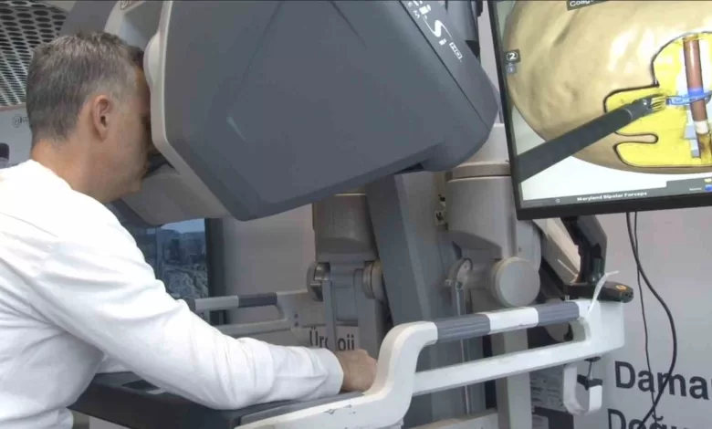 bursada robotik ameliyat uygulamalari basladi 64555f14e3a2 |