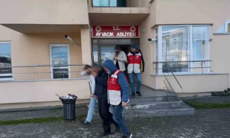 canakkalede 28 kacak gocmen yakalandi b3aa6d06dd2f |