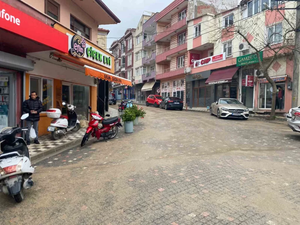 canakkalede 4 buyuklugunde deprem e9bca4d2abc3 |