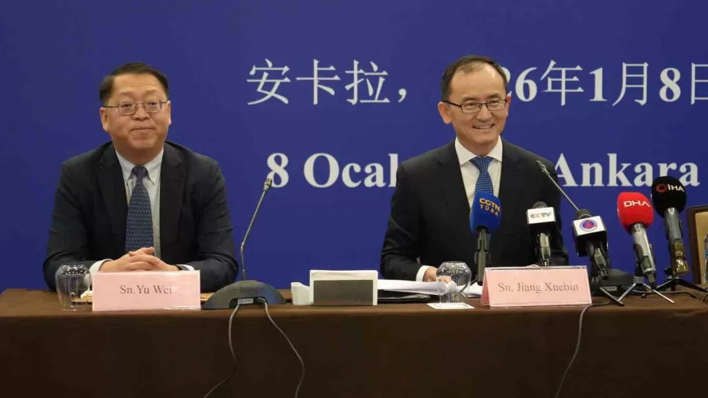 cin buyukelcisi xuebin cinin onumuzdeki 5 yillik gelisimi icin gerekli planlar yapilmistir 17093bfe59fe |