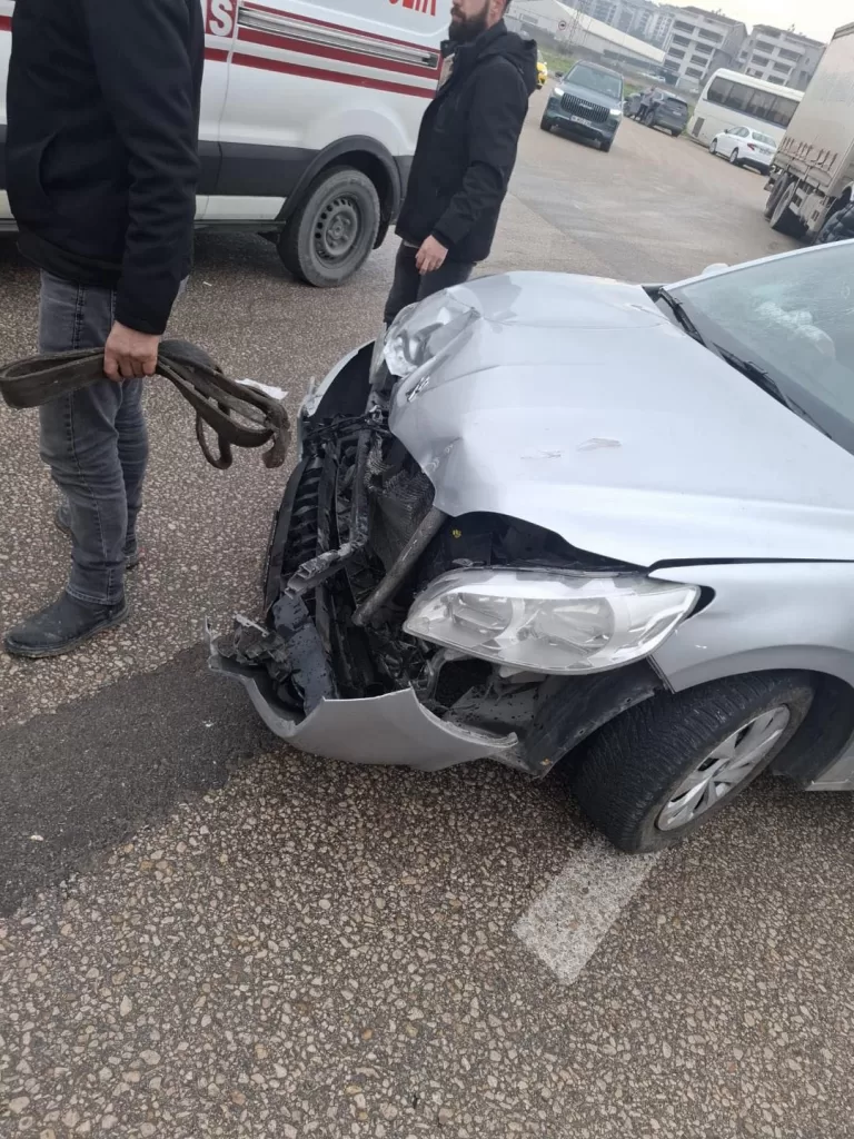 cop kamyonuyla arkadan gelen otomobilin arasina sikisan isci hayatini kaybetti 8ba6c5ad7599 |