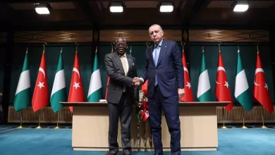 cumhurbaskani erdogan nijerya cumhurbaskani tinubu ile 5 milyar dolar ticaret hacmi hedefimize bagliligimizi teyit ettik eee7c9ee77b9 |