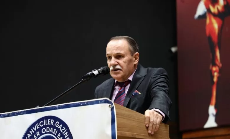 Edremit Kahveciler Odası’nda Mustafa Aydoğan güven tazeledi 1 edremit kahveciler odasinda mustafa aydogan guven tazeledi 94ff49638dfb |