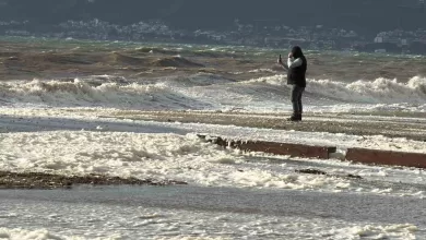 edremitte lodos sahili kopukle kapladi 00de940b65cd |