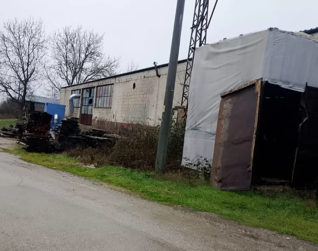 elektirik akimina kapilan isyeri ortagi hayatini kaybetti 07ca410bb367 |