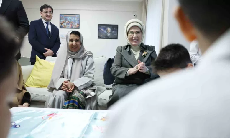 Emine Erdoğan: "Gazze’de iki senede 54 bine yakın çocuk yetim kaldı" 1 emine erdogan gazzede iki senede 54 bine yakin cocuk yetim kaldi 248557694dcb |