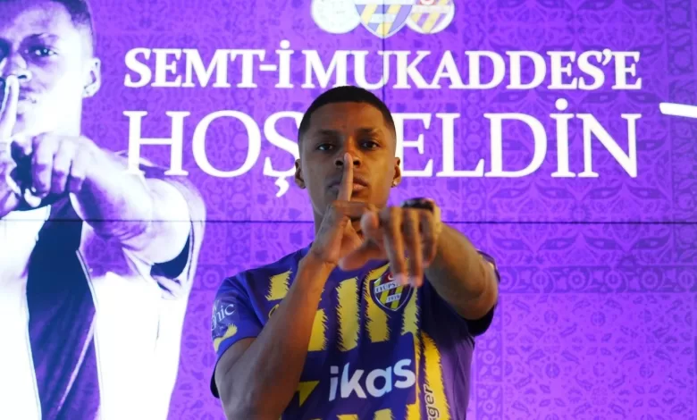 eyupspor angel torresi kadrosuna katti f19cfcbd5c60 |