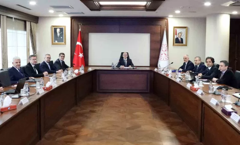 Finansal İstikrar Komitesi, Bakan Şimşek başkanlığında toplandı 1 finansal istikrar komitesi bakan simsek baskanliginda toplandi 9b3f30aa37f1 |